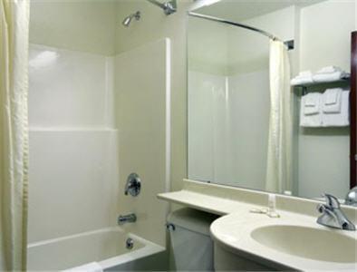 Microtel & By Wyndham Rice 2*