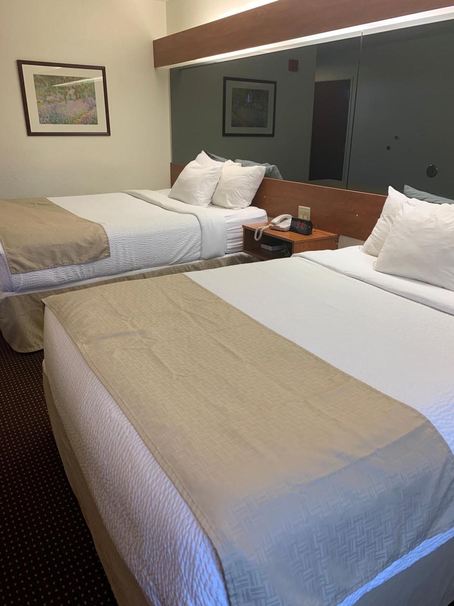 Hotel Microtel & By Wyndham Rice Rice Lake